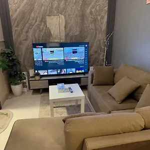  شقة بمدخل خاص وجلسة خارجية